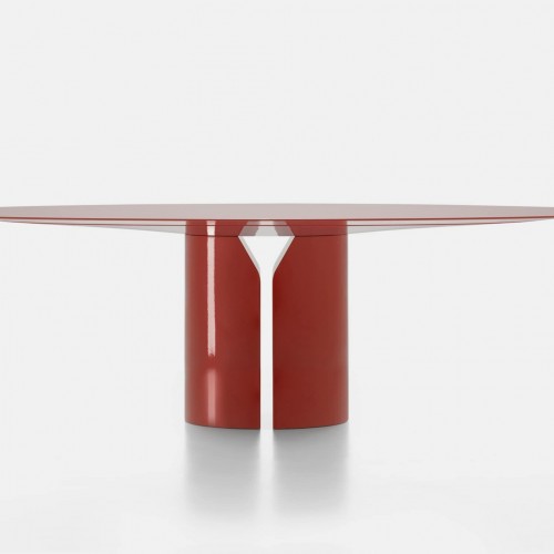 NVL DINING TABLE