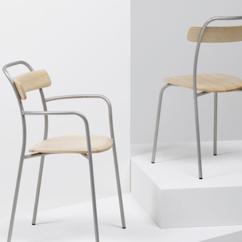MC 16 — FORCINA CHAIR